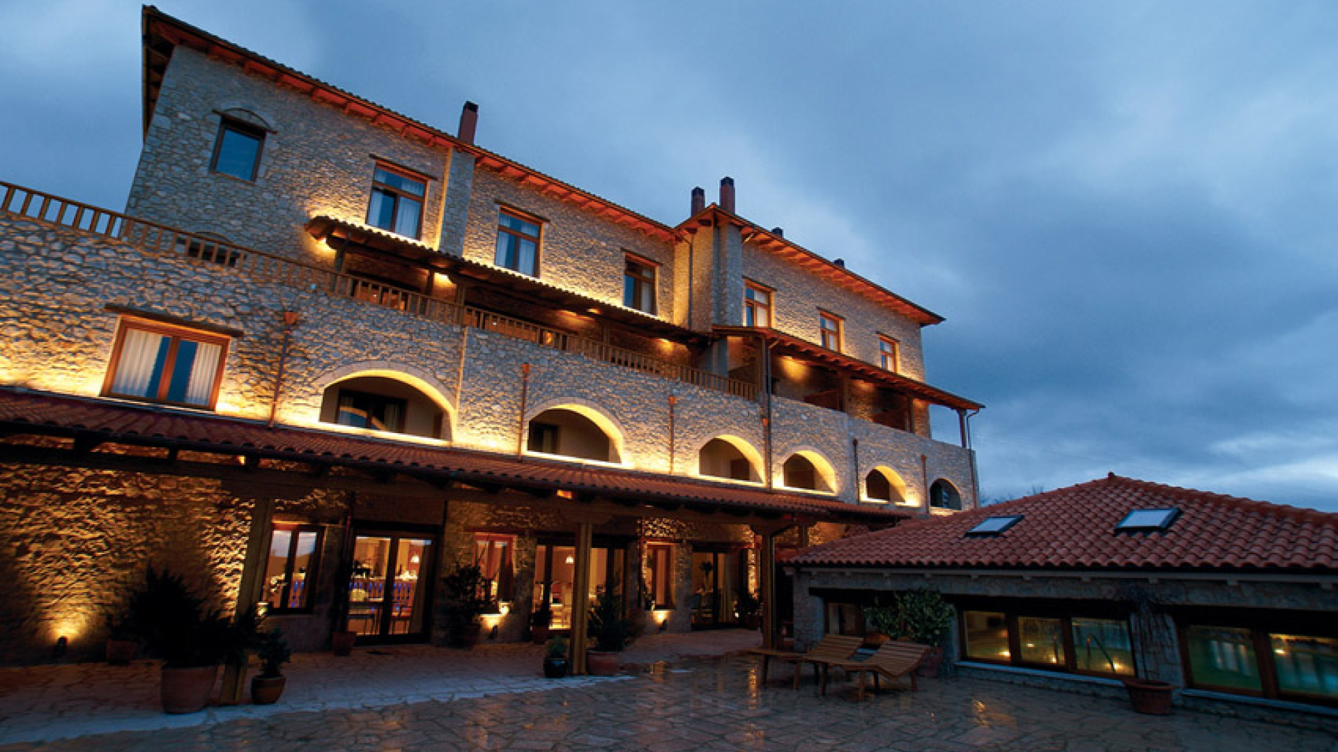 Santa Marina Arachova Resort & Spa